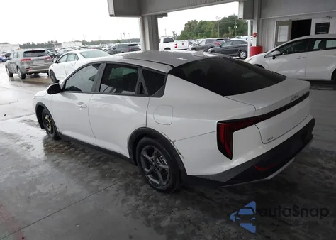 2025 Kia K4 Lxs z USA, uszkodzony, nr VIN 3KPFT4DE1SE067988